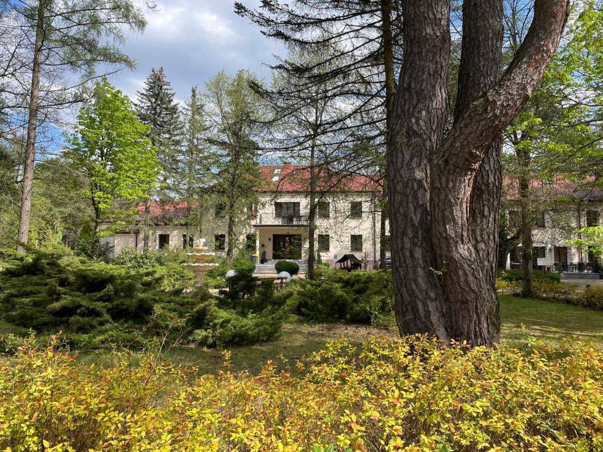 Park Rekreacyjno-Biznesowy Las Woda Wilga Buitenkant foto